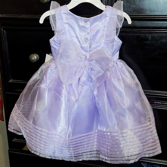BEAUTIFUL LAVENDER DRESS - Picture 3 of 5